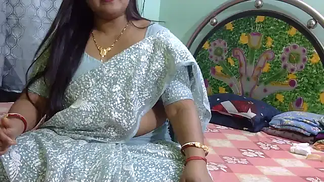 Snapshot of Couple_For_You18 chatting on 12, 3, 2026 Couple For You18 online show from 12, 3, 2026