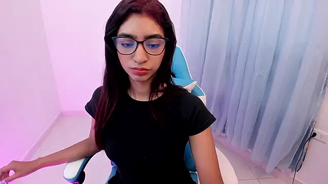 veronica 06 online show from 4, 2, 2025