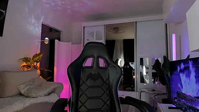 Snapshot of Ivy_belle chatting on 27, 11, 2025 Ivy belle online show from 27, 11, 2025