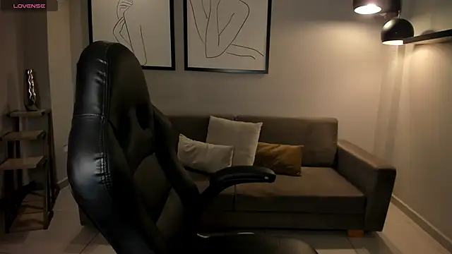 StacyWoods online show from 29, 12, 2024