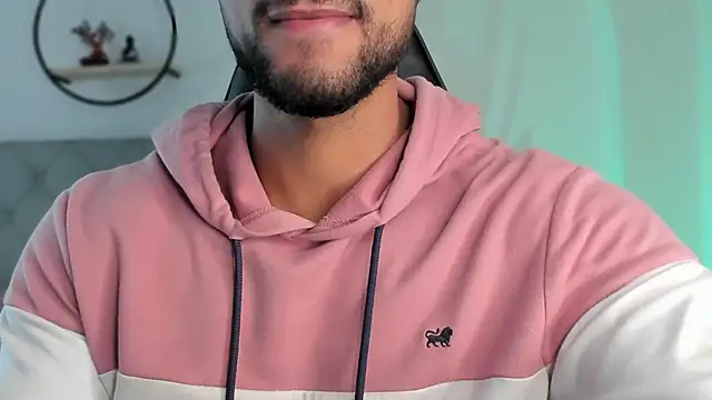 LiamGarcia1 online show from 22, 12, 2024
