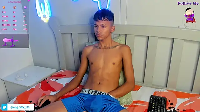 loistwink  online show from 10, 10, 2025