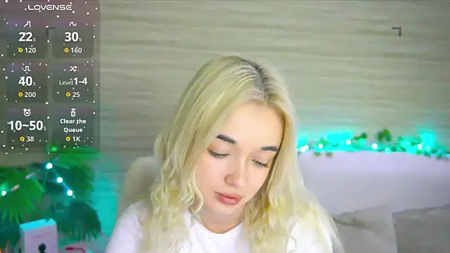 Ashley S online show from 21, 10, 2025