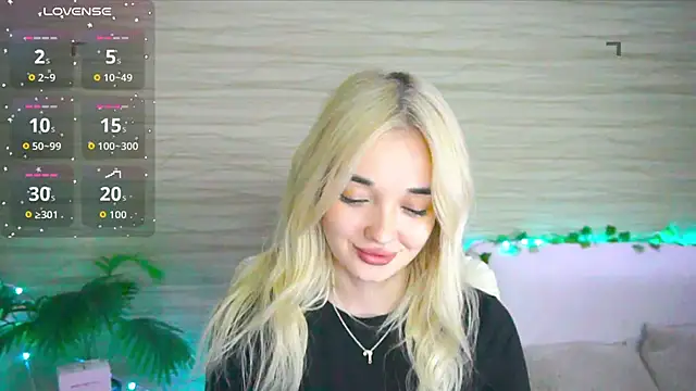 Ashley S online show from 27, 10, 2025