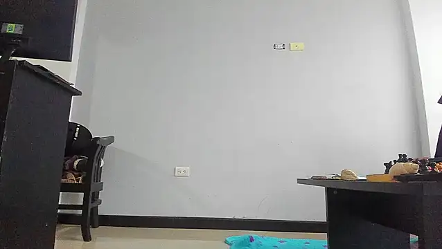 Snapshot of Kerverr_ chatting on 24, 10, 2025 Kerverr online show from 24, 10, 2025