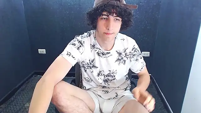 Snapshot of Kerverr_ chatting on 15, 11, 2025 Kerverr online show from 15, 11, 2025