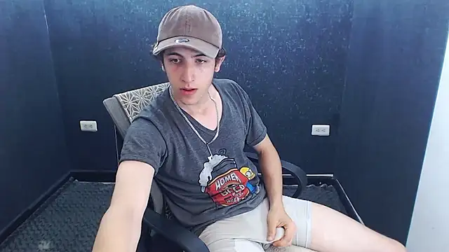 Snapshot of Kerverr_ chatting on 19, 11, 2025 Kerverr online show from 19, 11, 2025