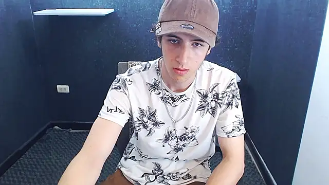 Snapshot of Kerverr_ chatting on 23, 11, 2025 Kerverr online show from 23, 11, 2025