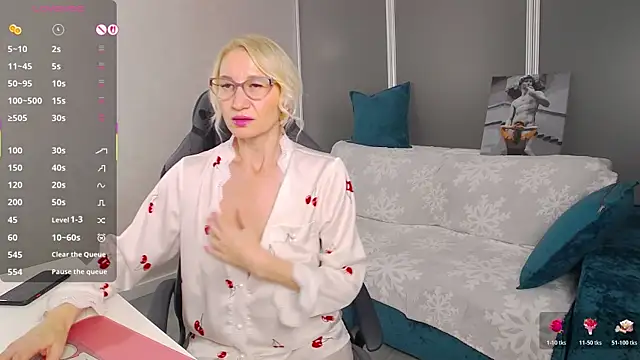 Snapshot of Sofia_Soul chatting on 2, 11, 2025 Sofia Soul online show from 2, 11, 2025