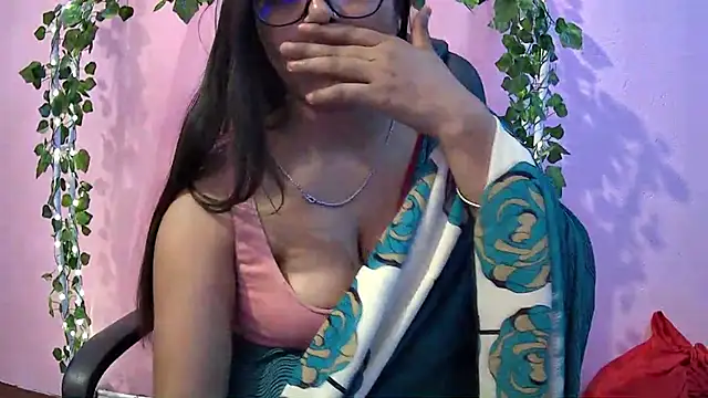 Pari-new online show from 5, 3, 2025