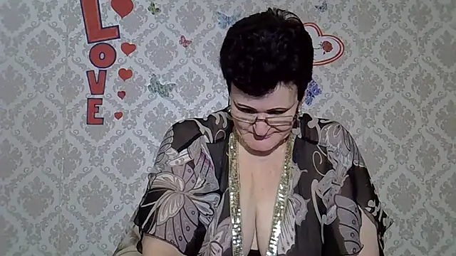 Snapshot of PaulaGolden chatting on 2, 3, 2025 PaulaGolden online show from 2, 3, 2025