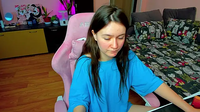 Snapshot of ameli_moon chatting on 20, 11, 2025 ameli moon online show from 20, 11, 2025