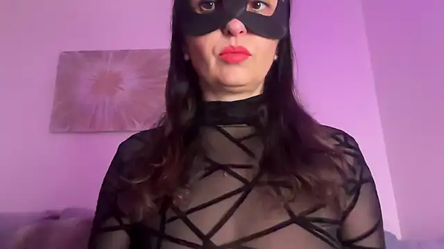 Snapshot of Serena_4you chatting on 16, 11, 2025 Serena 4you online show from 16, 11, 2025