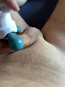 Madboyforever online show from 7, 4, 2026