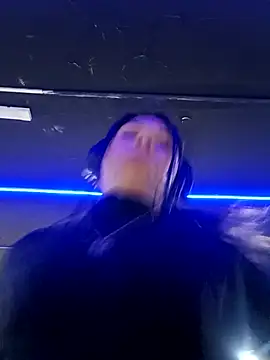 Karenn12 online show from 31, 10, 2025