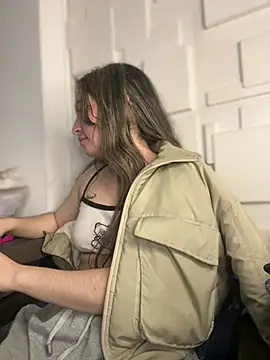 Sophie LS online show from 27, 2, 2025