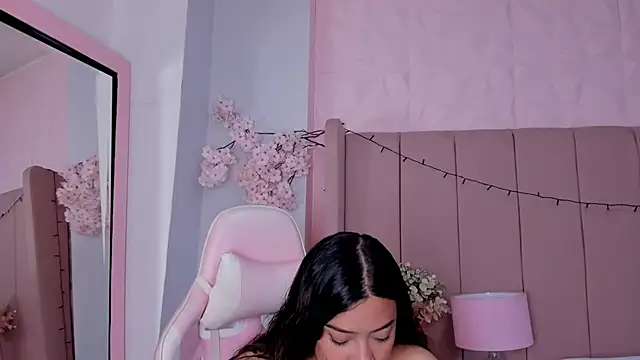 MollyBigBoobs12 online show from 13, 10, 2025