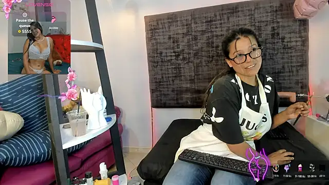 sharoncute1 online show from 12, 11, 2025