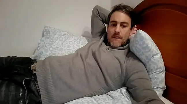 basquehotboy online show from 27, 12, 2024