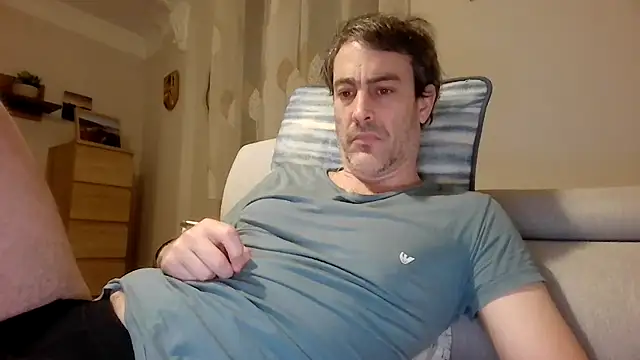 basquehotboy online show from 27, 2, 2026