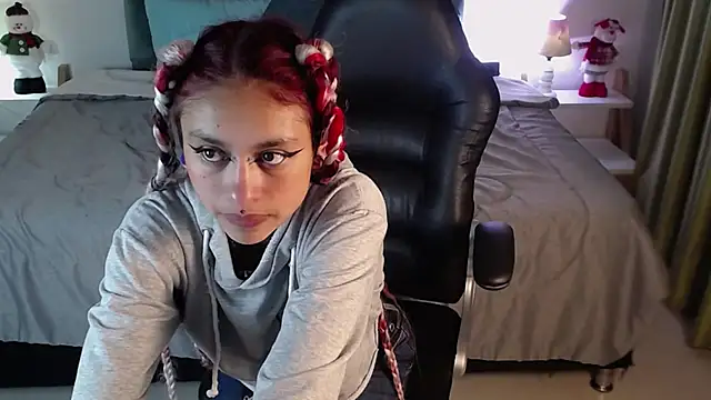 Kat cute  online show from 23, 12, 2024