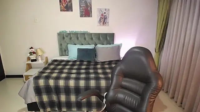 Kat cute  online show from 31, 12, 2024