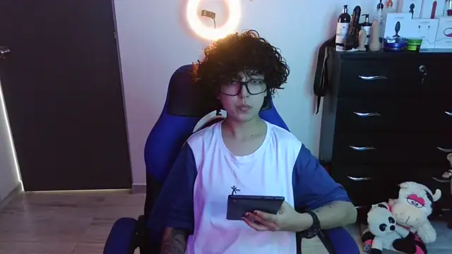 thomascooper7 online show from 13, 10, 2025