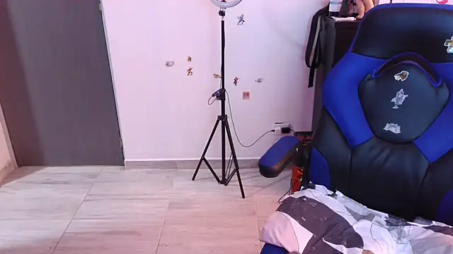 thomascooper7 online show from 28, 11, 2025