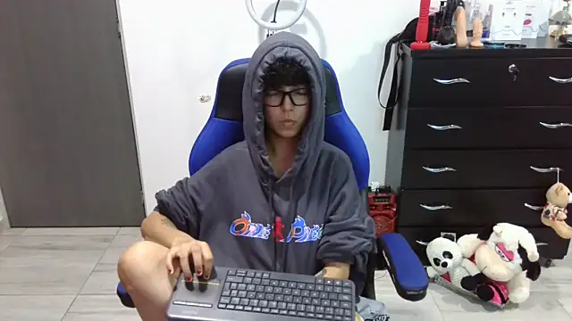 thomascooper7 online show from 11, 3, 2026