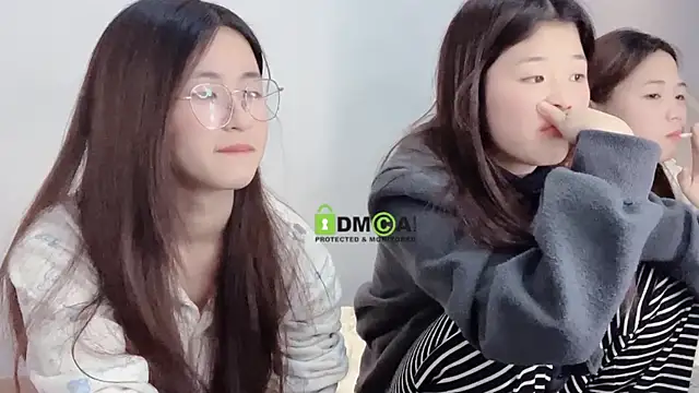Snapshot of MM_YY_SS chatting on 23, 12, 2024 MM YY SS online show from 23, 12, 2024