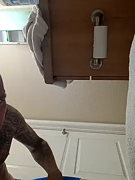 Snapshot of huego79 chatting on 30, 9, 2025 huego79 online show from 30, 9, 2025