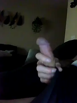 Snapshot of huego79 chatting on 2, 11, 2025 huego79 online show from 2, 11, 2025