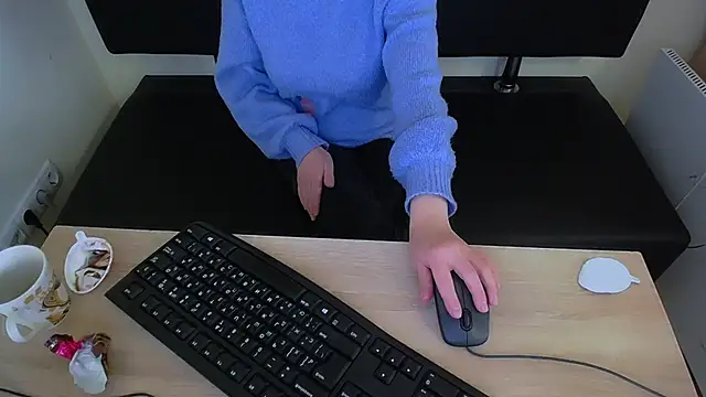 LaimaV  online show from 11, 11, 2025