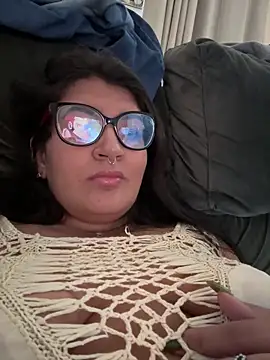 Snapshot of isa_ofc2024 chatting on 6, 3, 2025 isa ofc2024 online show from 6, 3, 2025