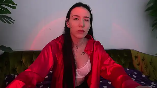 NikkiGoldSide online show from 18, 3, 2025