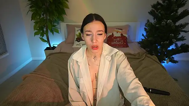 NikkiGoldSide online show from 10, 1, 2026