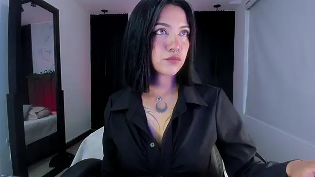 Snapshot of Gianna_foxy chatting on 5, 12, 2025 Gianna foxy online show from 5, 12, 2025