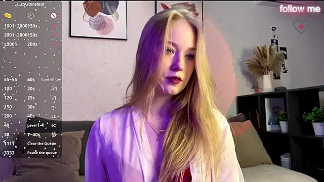 Snapshot of SweetDarcy chatting on 7, 11, 2025 SweetDarcy online show from 7, 11, 2025