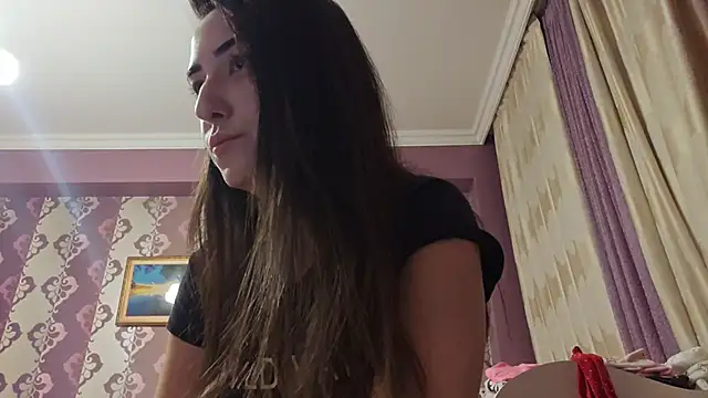 Snapshot of AlejandraDelaney chatting on 22, 12, 2025 AlejandraDelaney online show from 22, 12, 2025