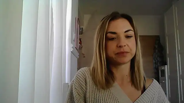 ashley xlove online show from 10, 3, 2025