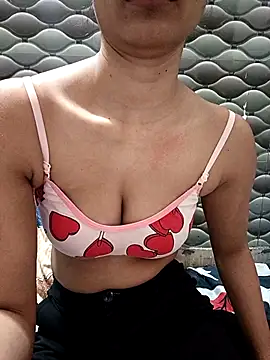 Rajni-Mehra online show from 6, 2, 2026