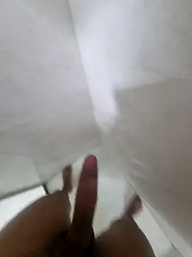 Snapshot of dfsafadao chatting on 5, 1, 2025 dfsafadao online show from 5, 1, 2025