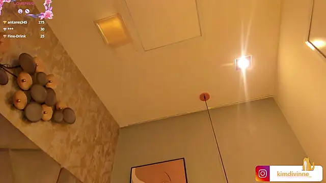 Snapshot of KimDevinne chatting on 14, 2, 2025 KimDevinne online show from 14, 2, 2025