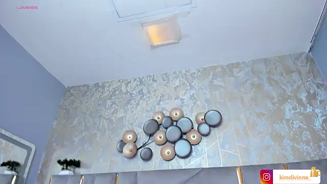 Snapshot of KimDevinne chatting on 24, 9, 2025 KimDevinne online show from 24, 9, 2025