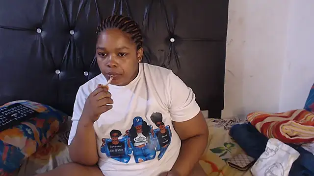 Snapshot of BigbootyNickyx chatting on 14, 3, 2026 BigbootyNickyx online show from 14, 3, 2026