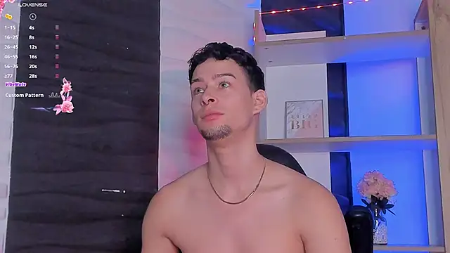 JadeSmiith  online show from 5, 12, 2024