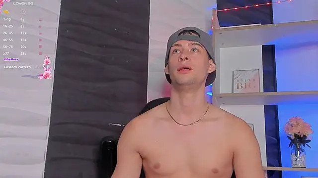 JadeSmiith  online show from 9, 12, 2024