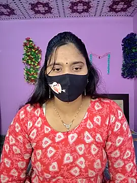 Snapshot of Hot_Maleka chatting on 4, 11, 2025 Hot Maleka online show from 4, 11, 2025