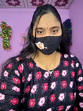 Snapshot of Hot_Maleka chatting on 10, 11, 2025 Hot Maleka online show from 10, 11, 2025