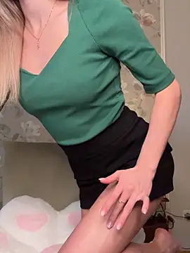 Snapshot of Tiffanyhunt chatting on 17, 10, 2025 Tiffanyhunt online show from 17, 10, 2025